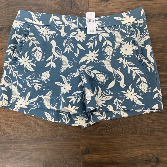 LOFT Pants - Loft shorts- Size 4